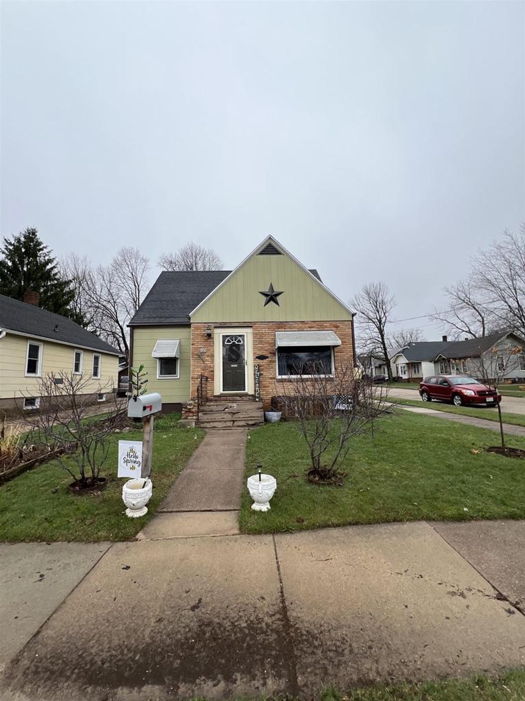 Photo of 127 Garfield AVENUE, Clintonville, WI 54929 (MLS # 50323942)