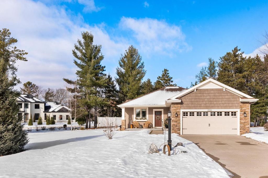 Photo of 2550 Peppertree PLACE, Plover, WI 54467 (MLS # 22600109)