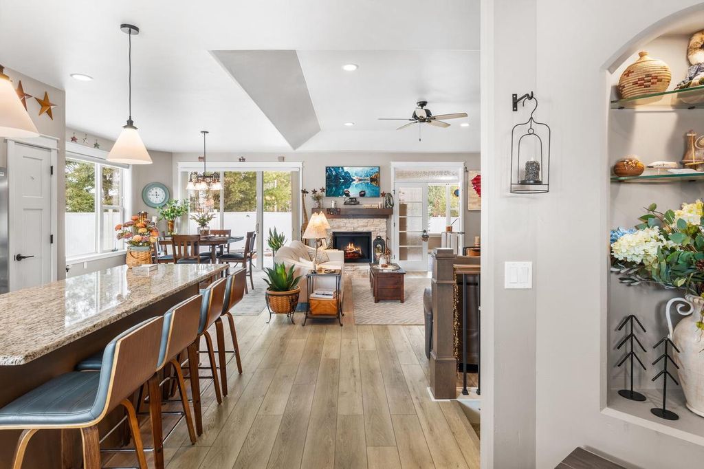 Photo of 2550 Peppertree PLACE, Plover, WI 54467 (MLS # 22600109)