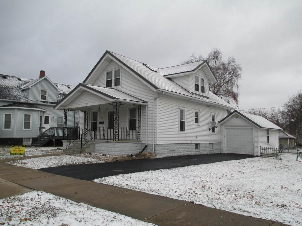 Photo of 516 Elizabeth St STREET, Baraboo, WI 53913 (MLS # 2013102)