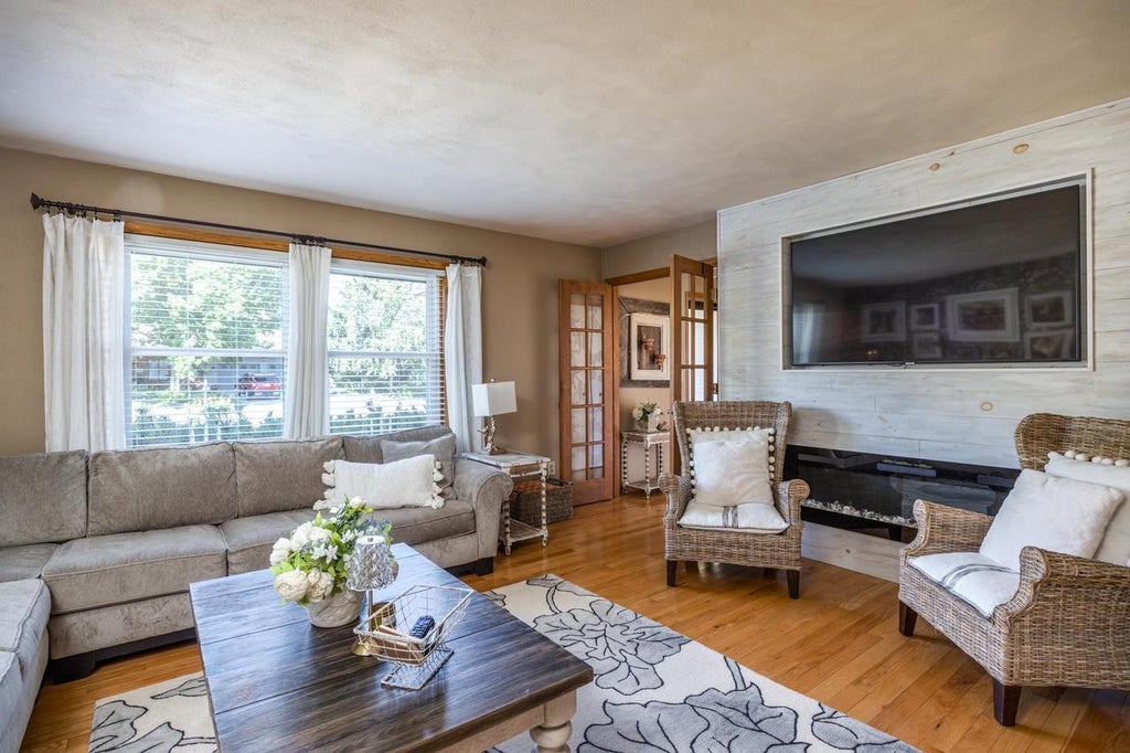 Photo of 1914 Amy Jo DRIVE, Oshkosh, WI 54904 (MLS # 50331711)