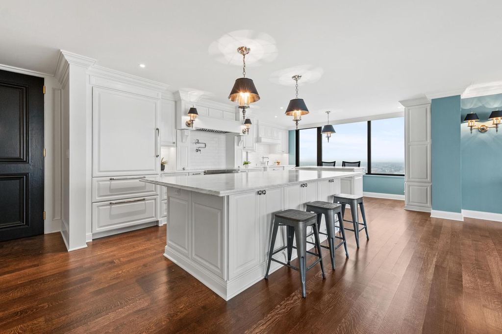 Photo of 929 N Astor STREET #2706/2708, Milwaukee, WI 53202 (MLS # 1945927)