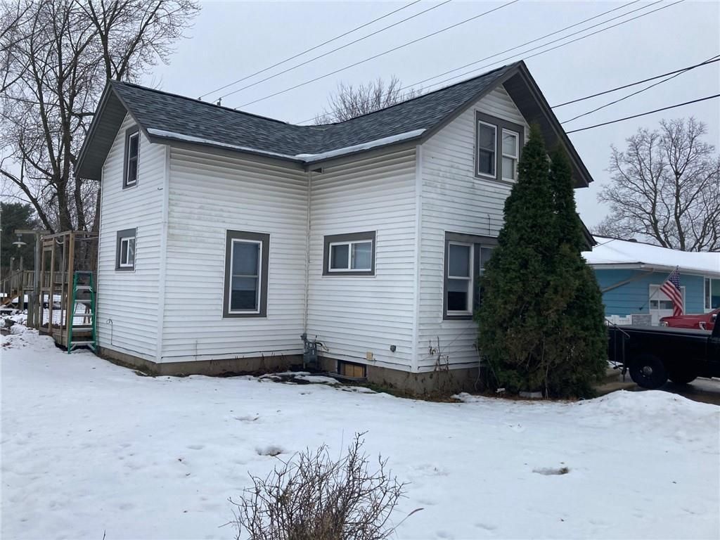 Photo of 321 E Greenville STREET, Chippewa Falls, WI 54729 (MLS # 1597802)