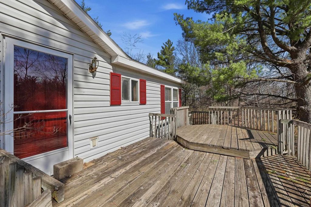 Photo of 10172 Otto ROAD, Amherst, WI 54406 (MLS # 22601570)