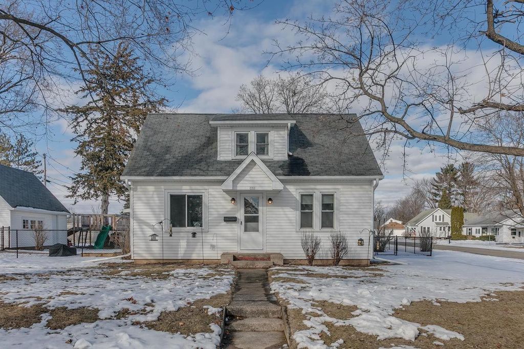 Photo of 351 E Scott STREET, Omro, WI 54963 (MLS # 50321040)