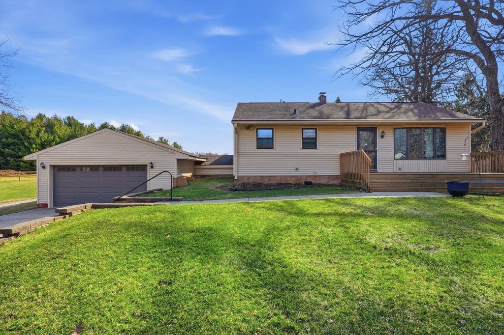 Photo of N9376 East Shore ROAD, Mukwonago, WI 53149 (MLS # 1954272)