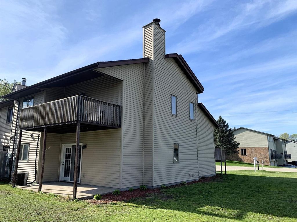 Photo of 303 Church STREET, Fall River, WI 53932 (MLS # 2018842)