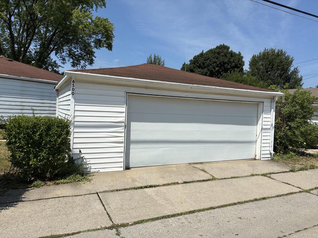 Photo of 6500 N 60th STREET, Milwaukee, WI 53223 (MLS # 1979520)