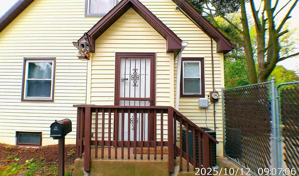 Photo of 5631 W Thurston Ave AVENUE, Milwaukee, WI 53218 (MLS # 1938168)