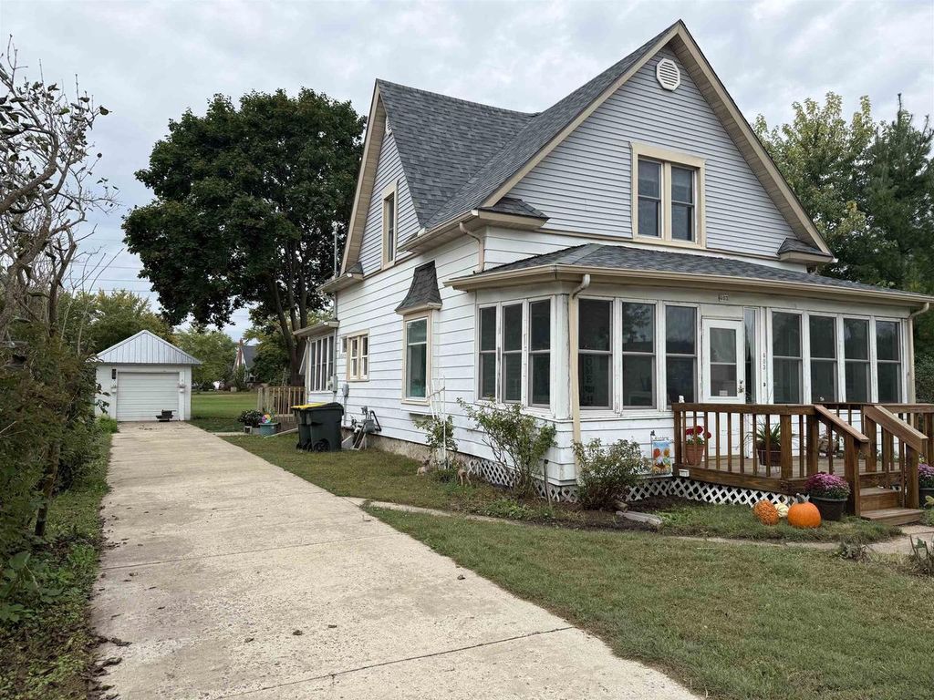 Photo of 403 East STREET, Blue River, WI 53518 (MLS # 2009223)