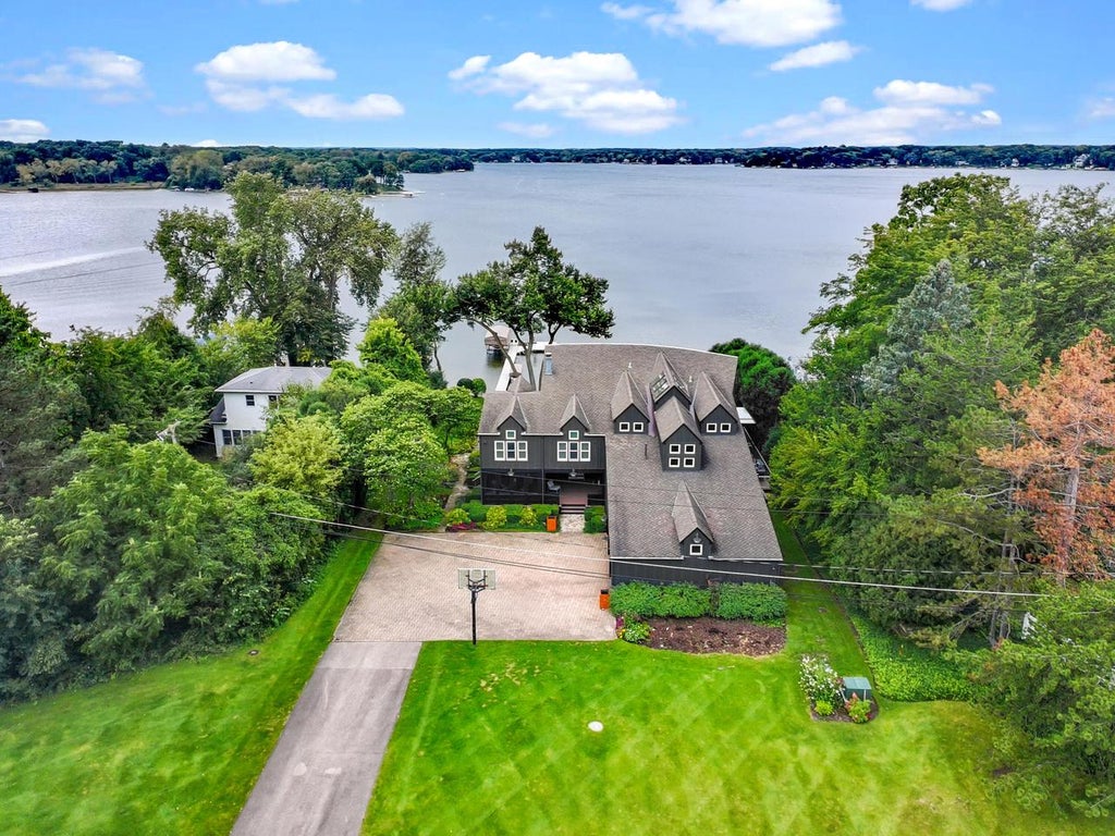Photo of 8860 391st COURT, Burlington, WI 53105 (MLS # 1981917)