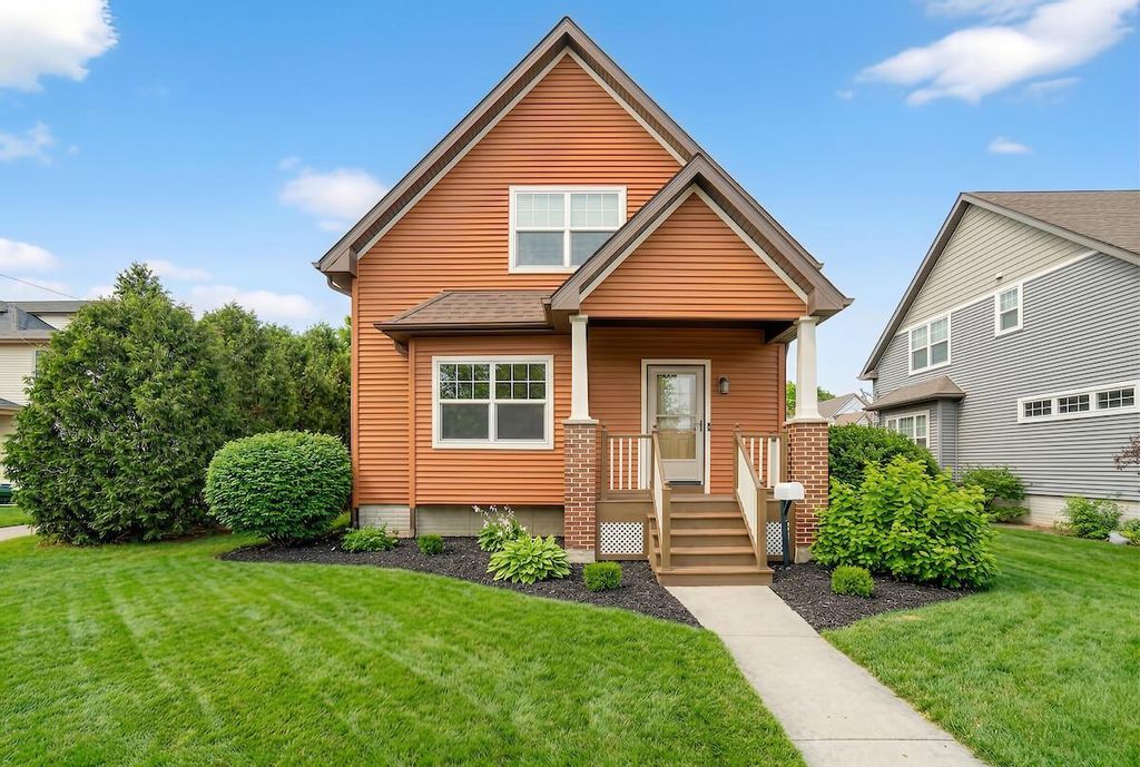 Photo of 5422 22 AVENUE, Kenosha, WI 53140 (MLS # 1955319)