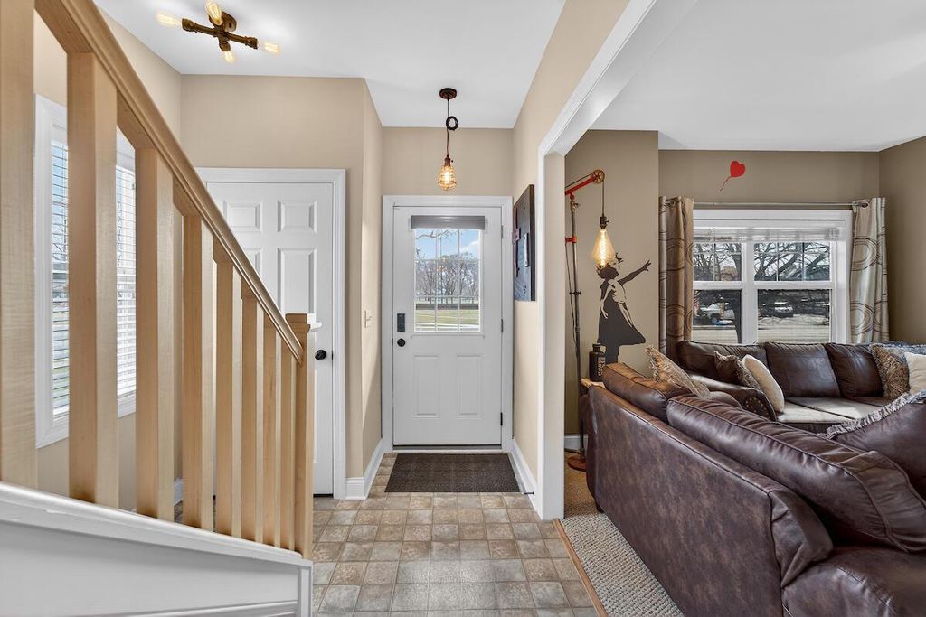 Photo of 5422 22 AVENUE, Kenosha, WI 53140 (MLS # 1955319)