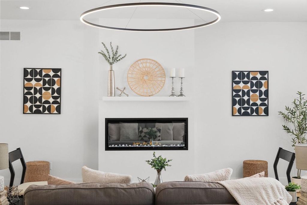 Photo of 6612 Vista VALLEY, Windsor, WI 53598 (MLS # 2016011)