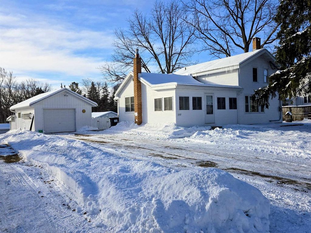 Photo of 237 E Pearl STREET, Kingston, WI 53939 (MLS # 2013746)