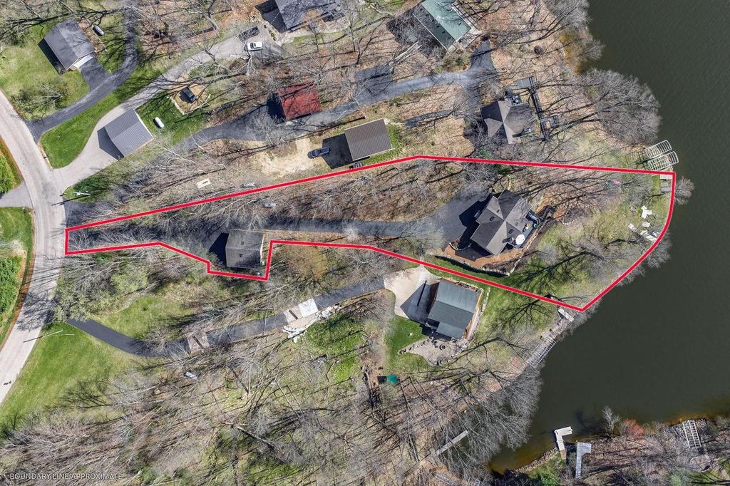 Photo of S752 W Redstone DRIVE, La Valle, WI 53941 (MLS # 2023500)