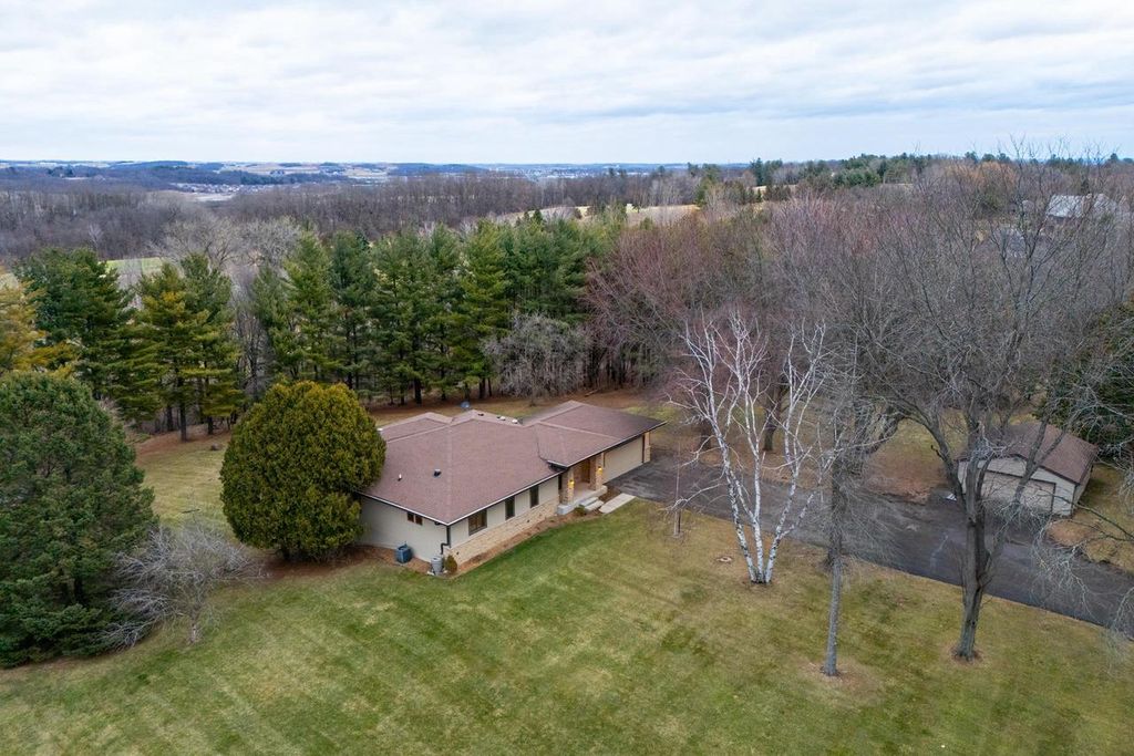 Photo of 4206 Rose COURT, Middleton, WI 53562 (MLS # 2017886)