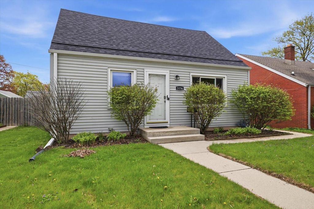 Photo of 3136 N 79th STREET, Milwaukee, WI 53222 (MLS # 1959945)