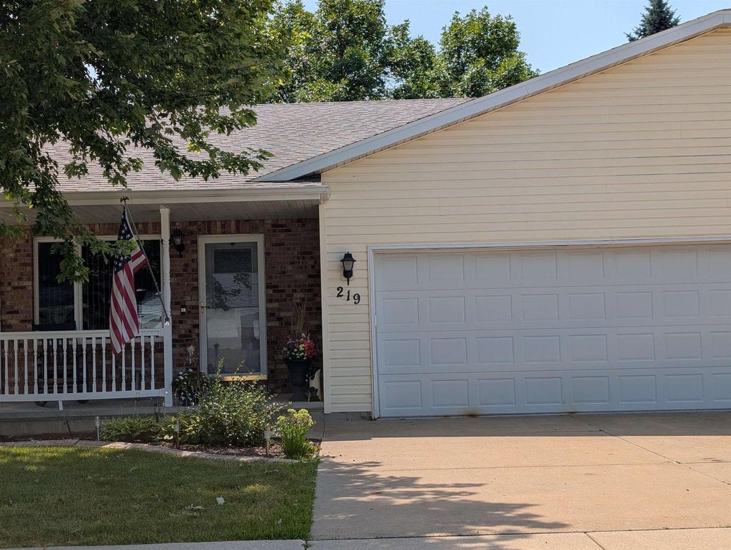Photo of 219 Parkside COURT, Kimberly, WI 54136 (MLS # 50330137)