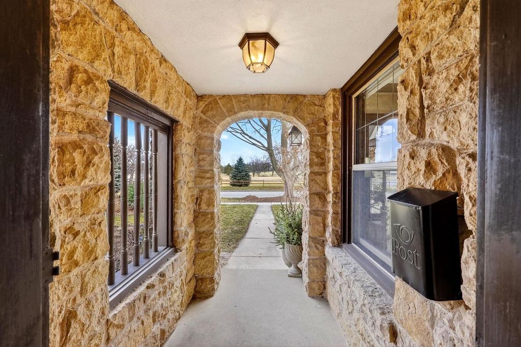 Photo of 4002 Manitou WAY, Madison, WI 53711 (MLS # 2016505)