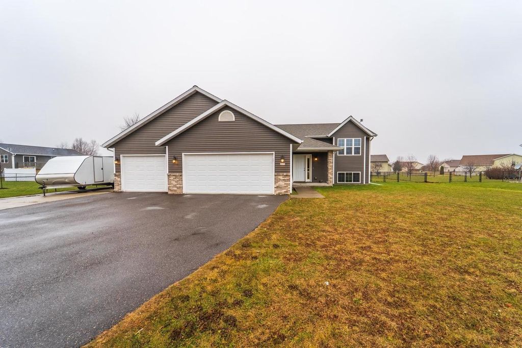 Photo of 2073 Josephine LANE, Kronenwetter, WI 54455 (MLS # 22505617)