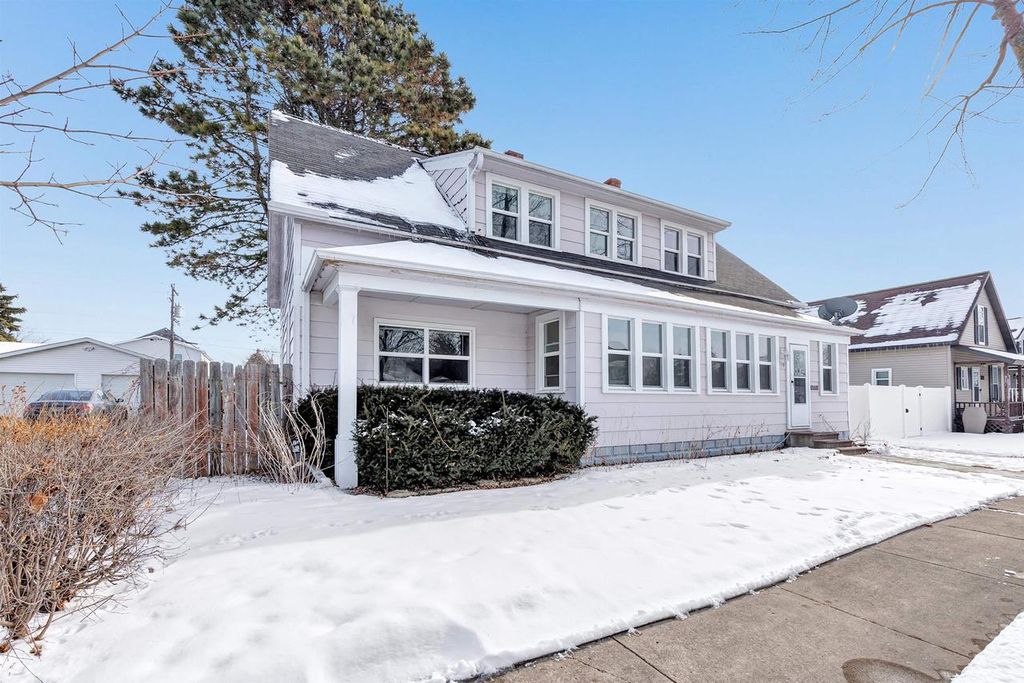 Photo of 119 S Ontario STREET, De Pere, WI 54115 (MLS # 50320918)