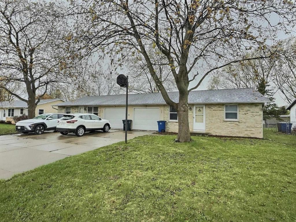 Photo of 1665 W Paulson ROAD, Green Bay, WI 54313 (MLS # 50324615)