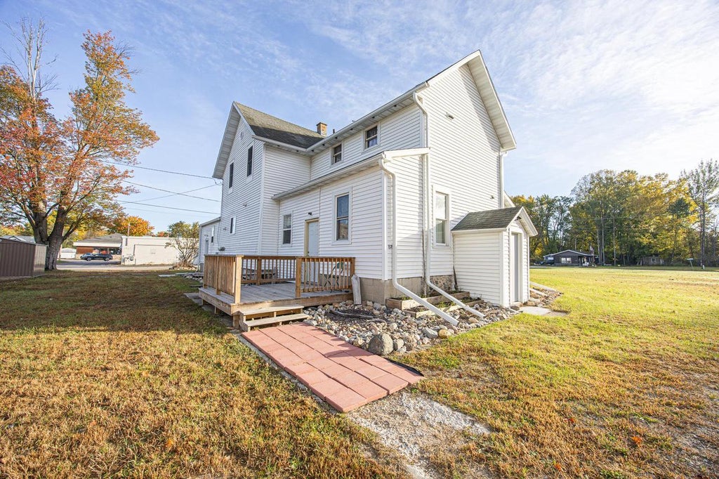 Photo of 818 E Groninger STREET, Suring, WI 54174 (MLS # 50334155)