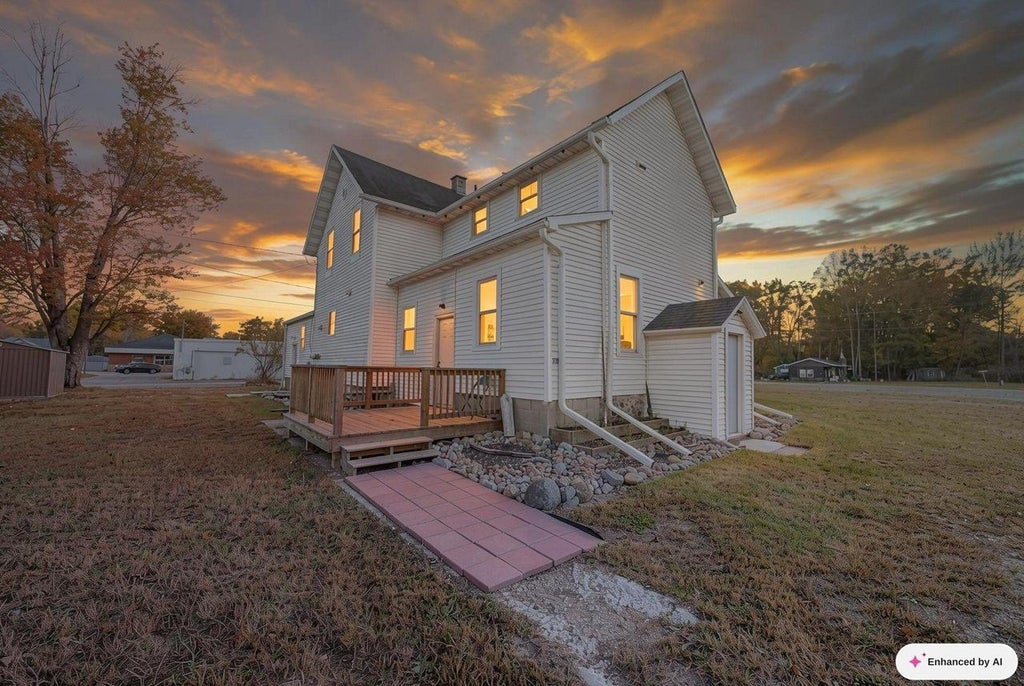 Photo of 818 E Groninger STREET, Suring, WI 54174 (MLS # 50334155)