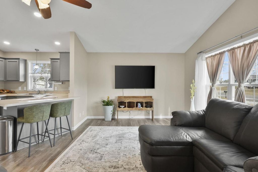 Photo of 1418 S Walnut STREET, Janesville, WI 53546 (MLS # 2017536)