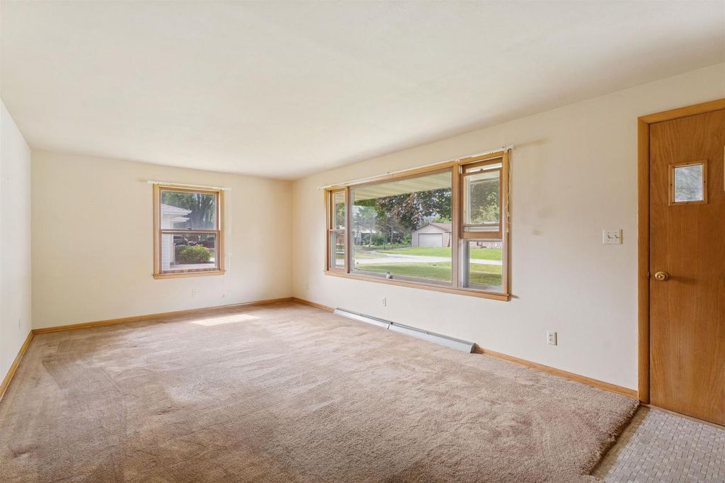 Photo of N1564 Ridgeway DRIVE, Greenville, WI 54942 (MLS # 50315525)