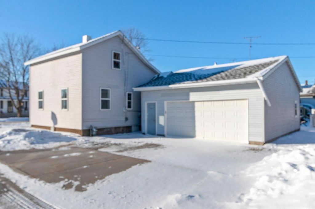 Photo of 237 Center STREET, Oconto, WI 54153 (MLS # 50320268)