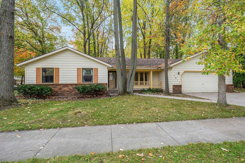 Photo of 1611 E Fremont STREET, Appleton, WI 54915 (MLS # 50334320)