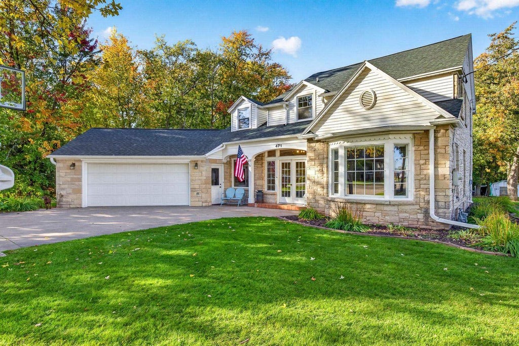 Photo of 471 Holland COURT, Kaukauna, WI 54130 (MLS # 50334105)