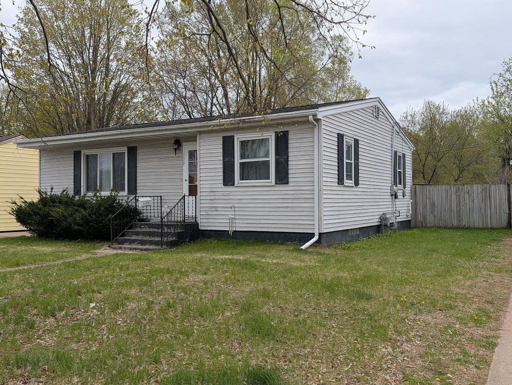 Photo of 129 Adrian STREET, Wausau, WI 54401 (MLS # 22601874)