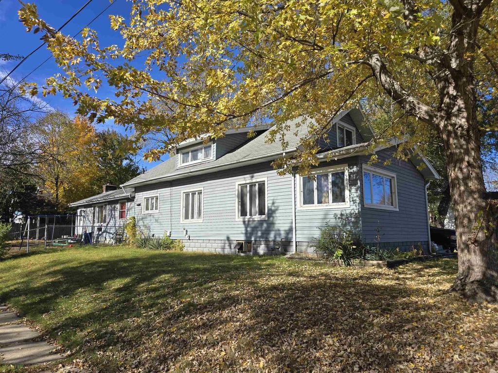 Photo of 202 Hackett STREET, Beloit, WI 53511 (MLS # 2010963)