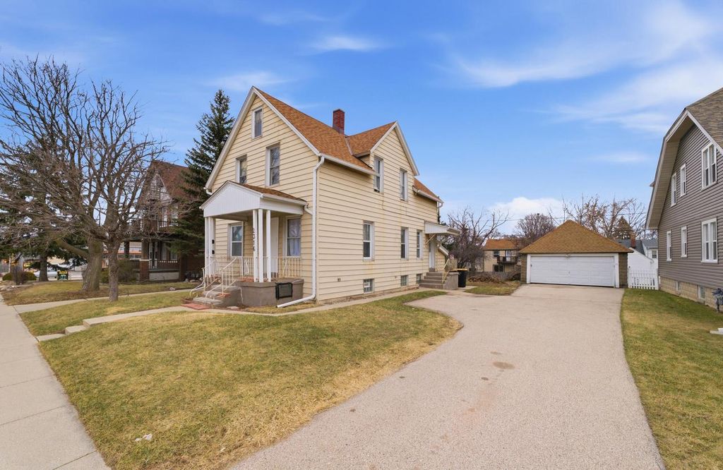 Photo of 2316 S 84th STREET, West Allis, WI 53227 (MLS # 1954491)