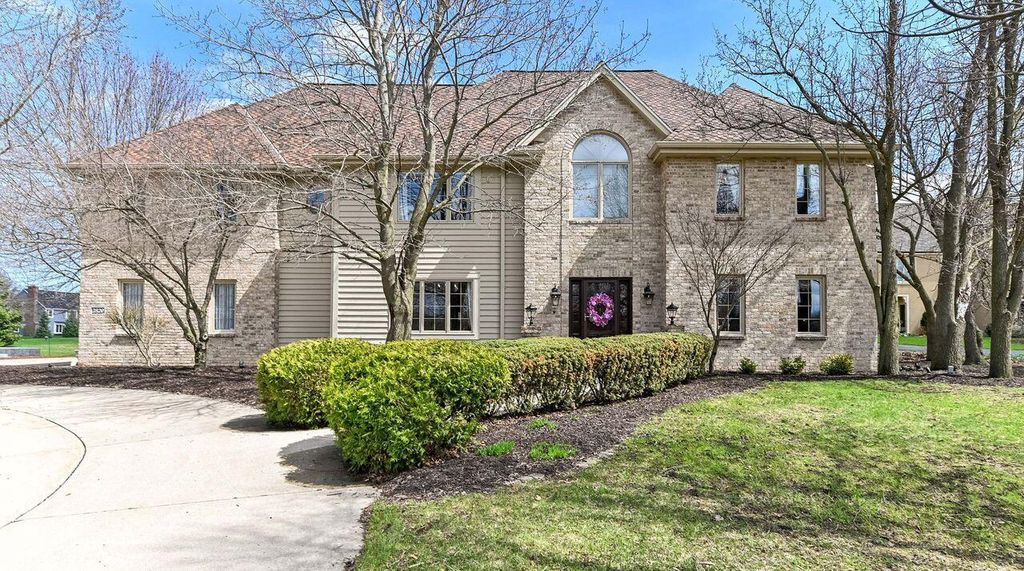 Photo of 2820 Norman DRIVE, Brookfield, WI 53045 (MLS # 1956298)