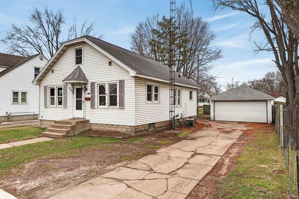 Photo of 830 Market STREET, Nekoosa, WI 54457 (MLS # 22601362)