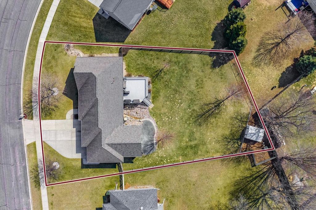 Photo of 35 Harrison LANE, Reedsburg, WI 53959 (MLS # 2019562)