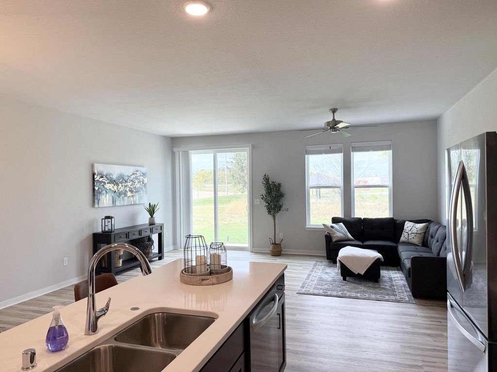 Photo of N161W21960 Daisy DRIVE, Jackson, WI 53037 (MLS # 1944972)