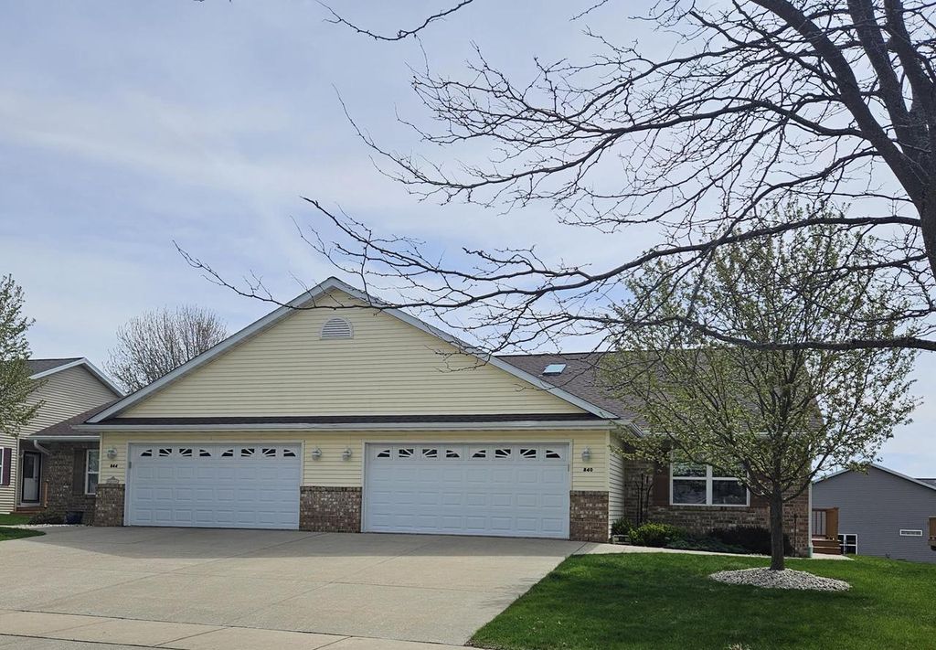Photo of 840 Chief Kewaskum PLACE, Kewaskum, WI 53040 (MLS # 1959672)