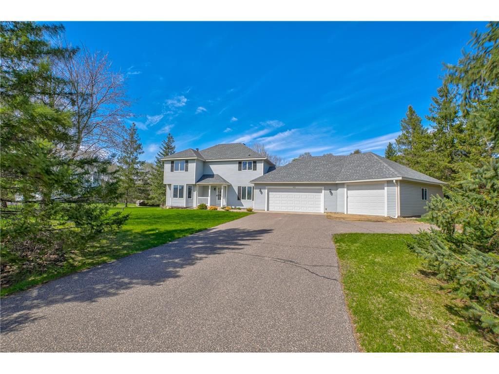 Photo of 922 Ridge PASS, Hudson, WI 54016 (MLS # 7059471)