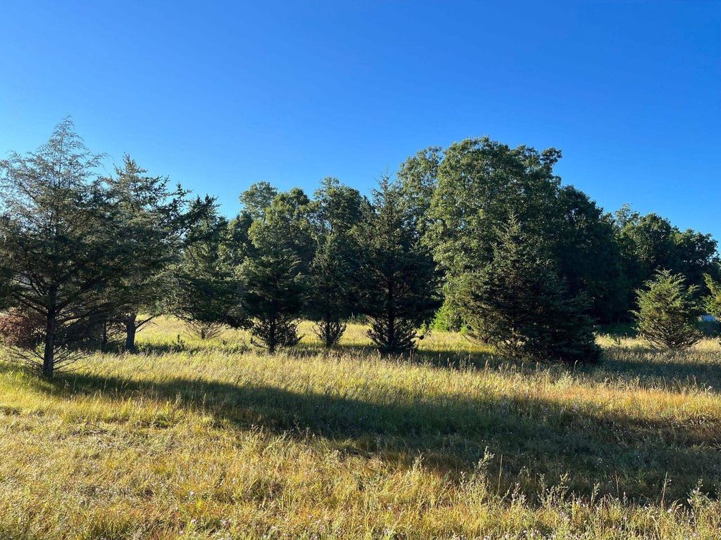 Photo of N66W25704 Big Sky DRIVE, Sussex, WI 53089 (MLS # 1944902)