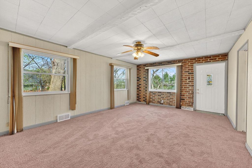 Photo of 3561 S 31st STREET, Greenfield, WI 53221 (MLS # 1959607)