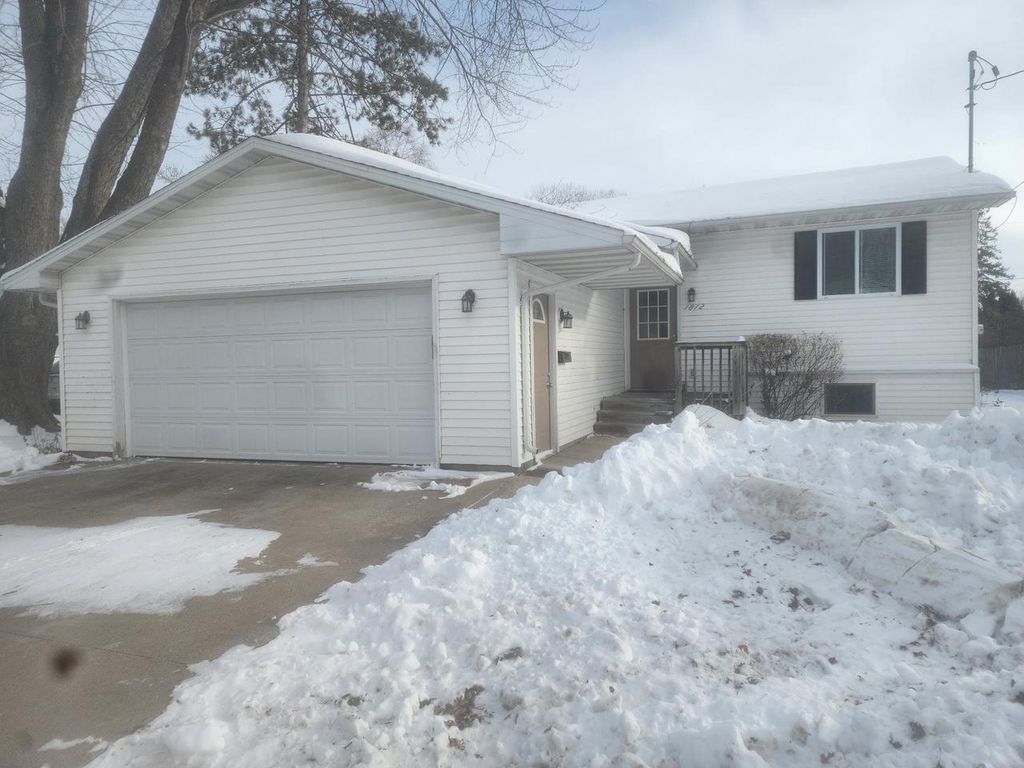 Photo of 1812 N Owaissa STREET, Appleton, WI 54911 (MLS # 50319196)