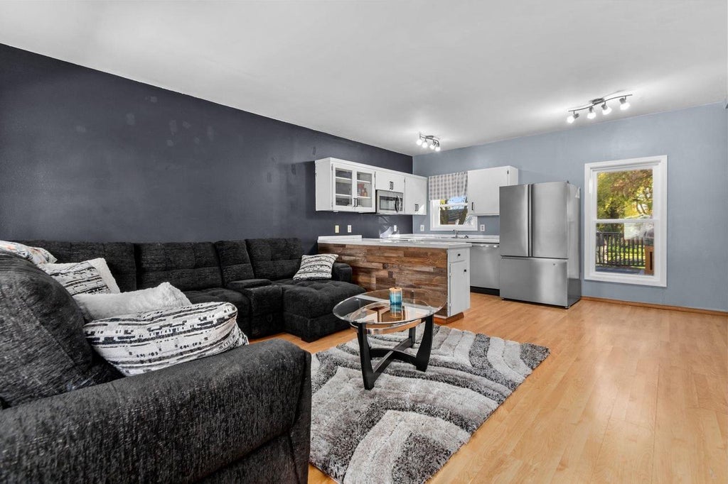 Photo of 917 W Franklin STREET, Appleton, WI 54914 (MLS # 50334360)