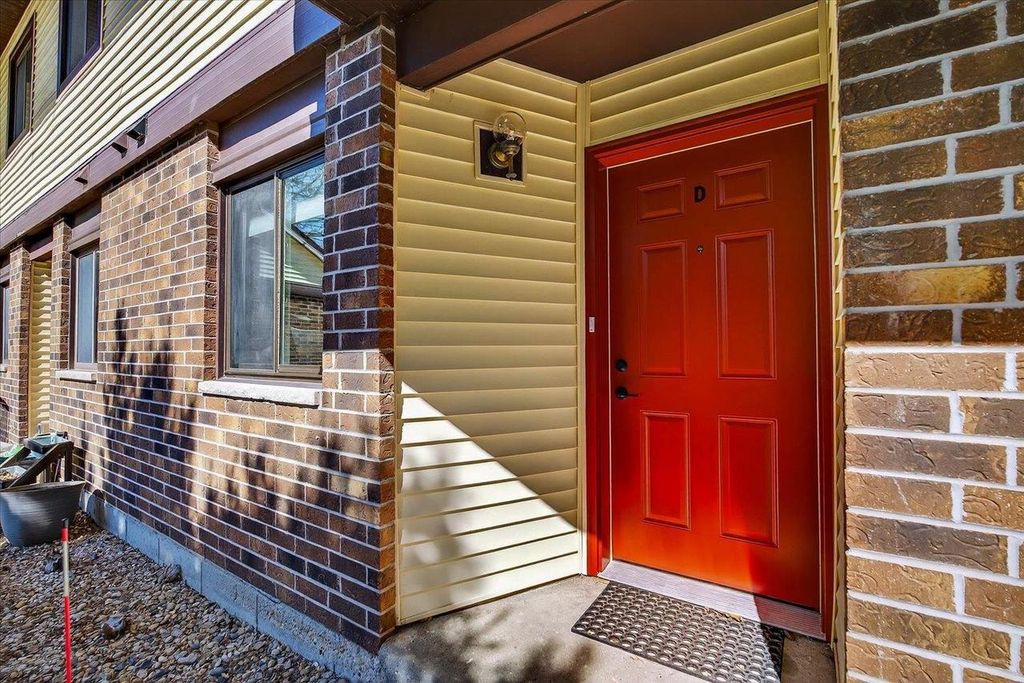 Photo of 1004 Sunnyvale LANE #D, Madison, WI 53713 (MLS # 2019455)