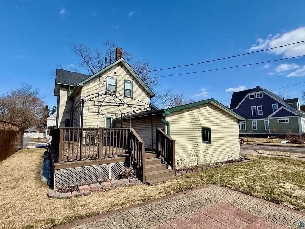 Photo of 723 MacArthur AVENUE, Ashland, WI 54806 (MLS # 6124519)