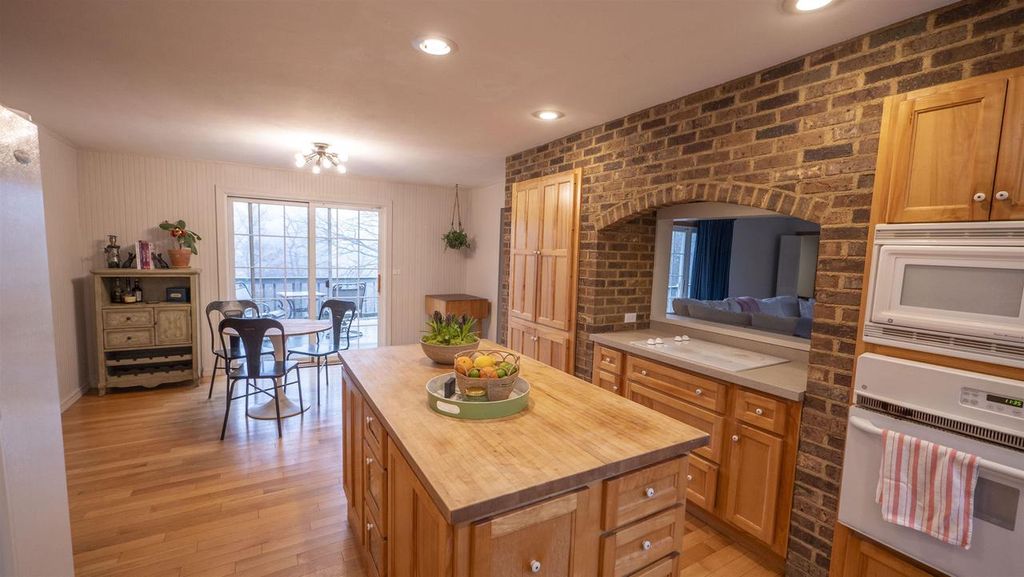 Photo of 8716 Fountain Grove ROAD, Amherst, WI 54406 (MLS # 50322016)